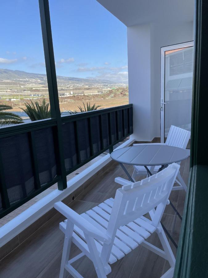 דירות Alcala By The Beach With Amazing Teide View מראה חיצוני תמונה